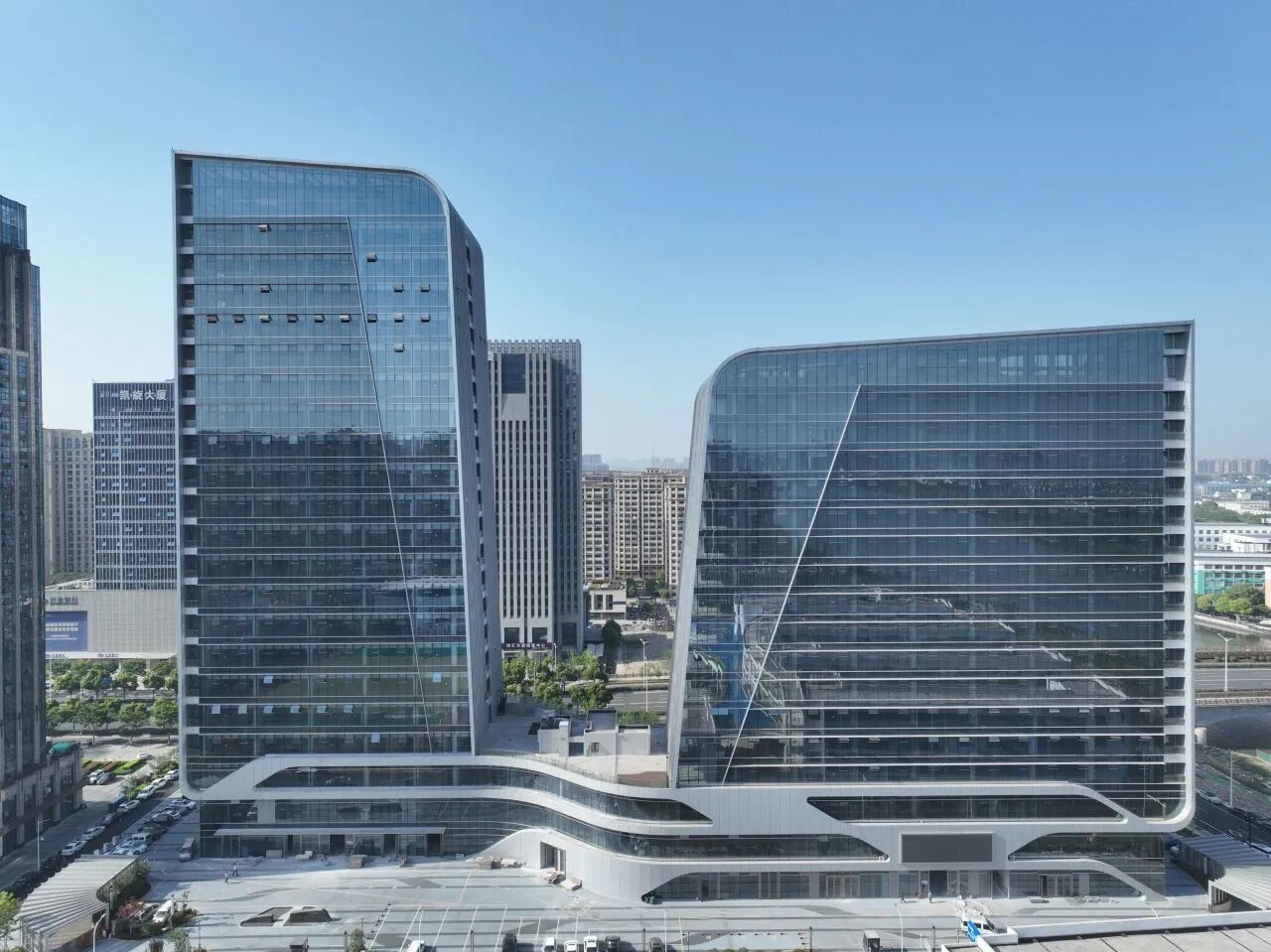 镜湖科创大厦